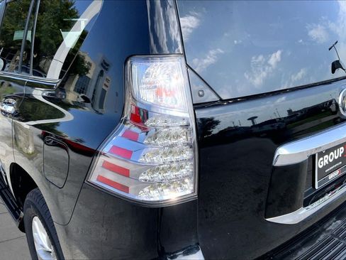 Used 2019 Lexus GX 460 Premium AWD/4WD image 26