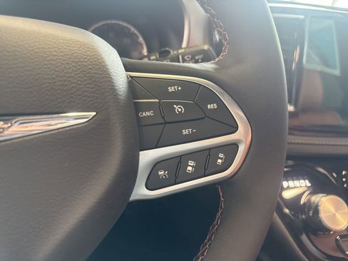 New 2026 Chrysler Pacifica Pinnacle image 23