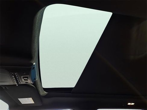 Used 2018 Ford F150 Raptor w/ Equipment Group 802A Luxury image 12