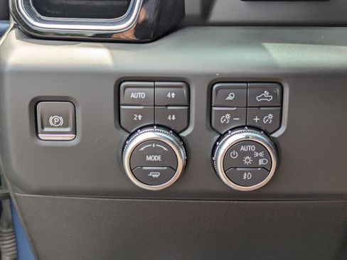 Used 2024 GMC Sierra 1500 Denali Ultimate AWD/4WD image 37