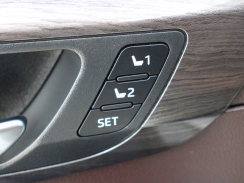 Certified 2021 Toyota Highlander Platinum image 11