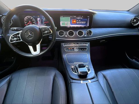 Used 2020 Mercedes-Benz E 350 4MATIC Sedan image 16
