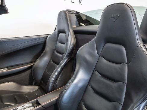 Used 2013 McLaren MP4-12C Spider RWD image 34