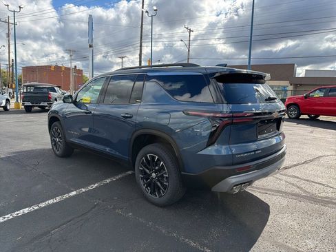 New 2026 Chevrolet Traverse LT w/ Sun and Wheel Package image 5