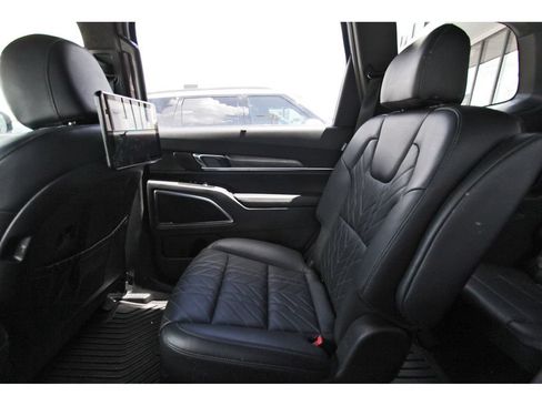 Used 2025 Kia Telluride SX Prestige X-Pro AWD/4WD image 12