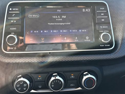 Used 2018 Nissan Kicks S FWD image 14