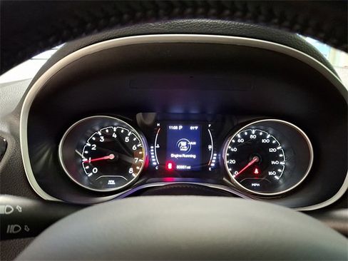 Used 2020 Jeep Compass Latitude image 24