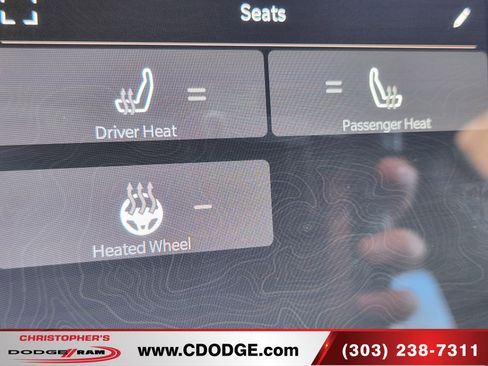 Used 2025 Jeep Compass Limited image 29