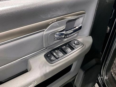 Used 2019 RAM 1500 Classic Warlock image 38