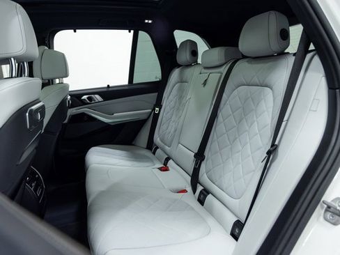Certified 2024 BMW X5 M60i image 23