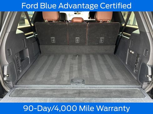 Used 2025 Lincoln Navigator L Reserve AWD/4WD image 7