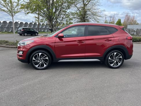 Used 2021 Hyundai Tucson Sport image 2