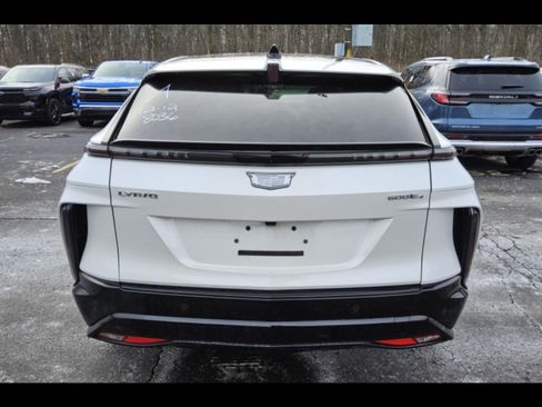 Used 2024 Cadillac Lyriq Sport w/ Nappa Leather Package image 5