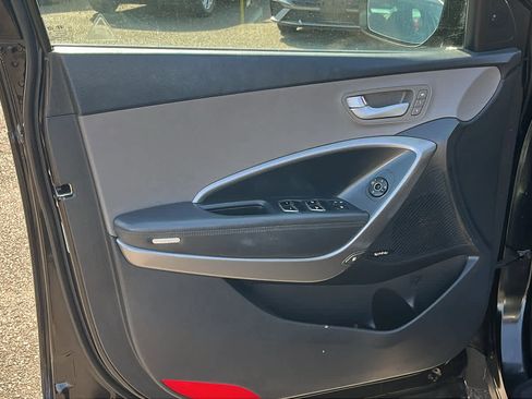 Used 2015 Hyundai Santa Fe Limited w/ Option Group 04 image 9