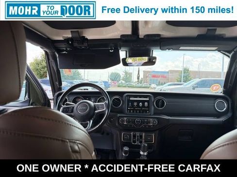 Used 2022 Jeep Wrangler Unlimited Sahara w/ LED Lighting Group AWD/4WD image 37
