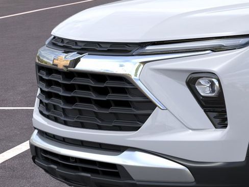 New 2026 Chevrolet TrailBlazer LT w/ Convenience Package FWD image 13