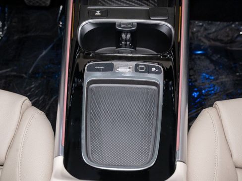 Certified 2025 Mercedes-Benz GLA 250 image 22