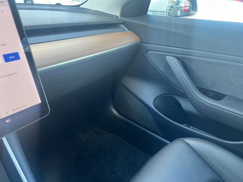 Used 2019 Tesla Model 3 Long Range image 30