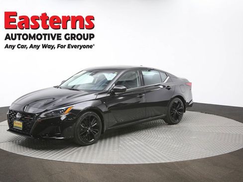 Used 2024 Nissan Altima 2.5 SR w/ SR Premium Package image 56