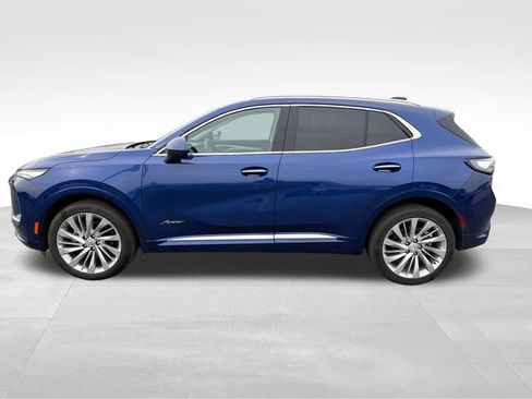 Used 2024 Buick Envision Avenir AWD/4WD image 2