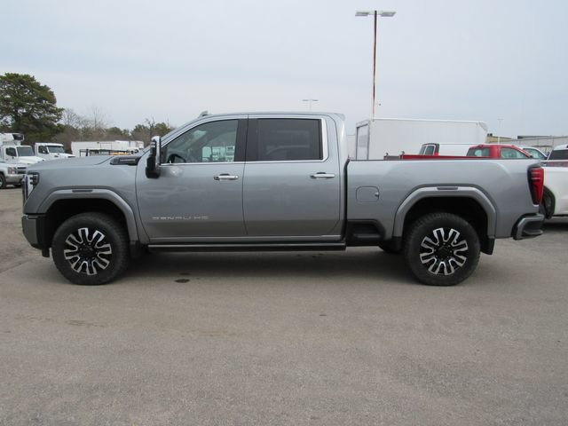 Used 2024 GMC Sierra 2500 Denali Ultimate AWD/4WD image 3
