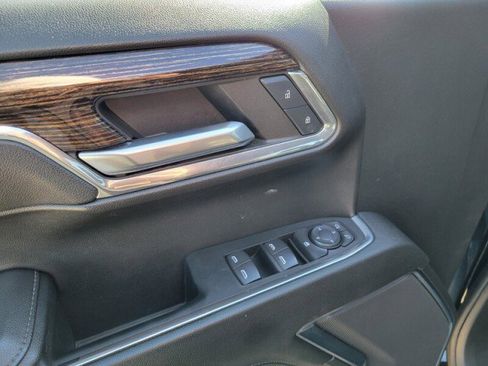 Used 2024 GMC Sierra 1500 Elevation image 15