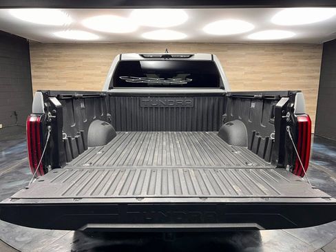 Used 2024 Toyota Tundra Platinum AWD/4WD image 23