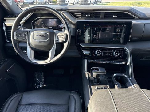 Used 2023 GMC Sierra 1500 Denali w/ Denali Reserve Package AWD/4WD image 2