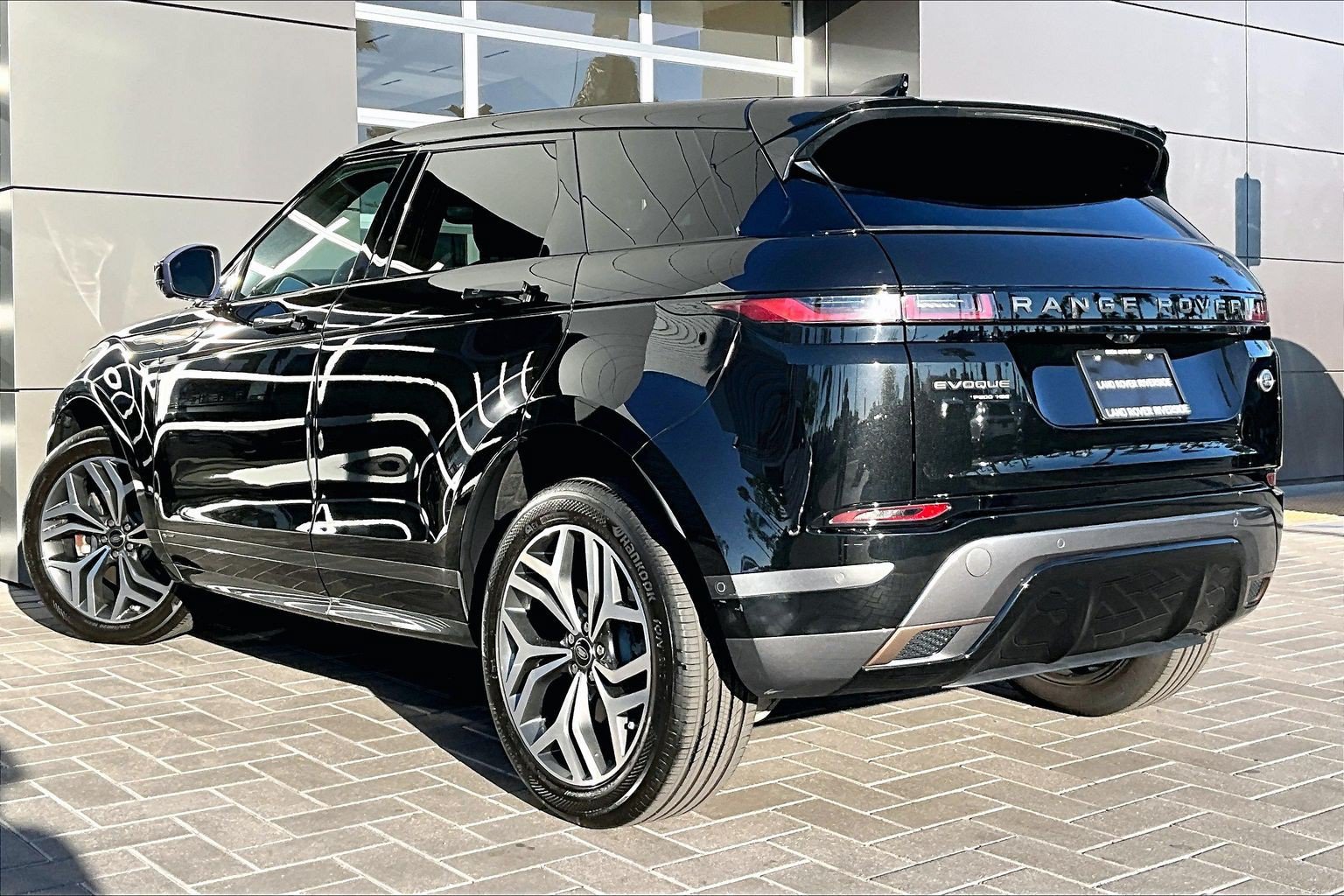 Used 2020 Land Rover Range Rover Evoque R-Dynamic HSE AWD/4WD image 10