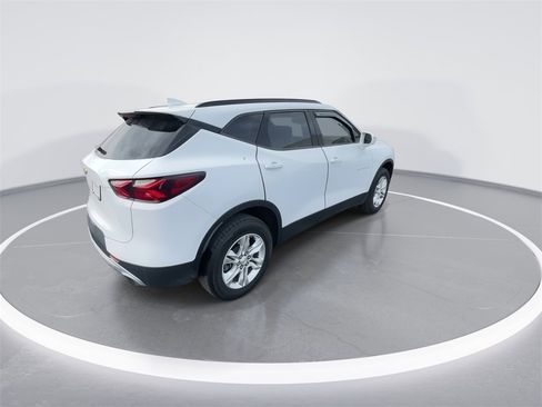 Used 2020 Chevrolet Blazer LT image 8