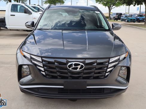 Used 2022 Hyundai Tucson SEL FWD image 9