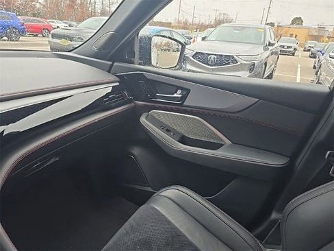 Used 2023 Acura MDX A-Spec image 18