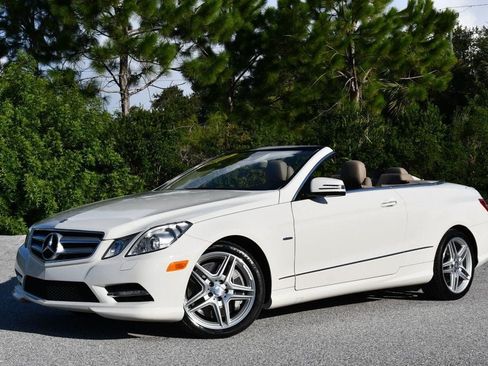 Used 2012 Mercedes-Benz E 550 Cabriolet w/ Appearance Pkg image 22