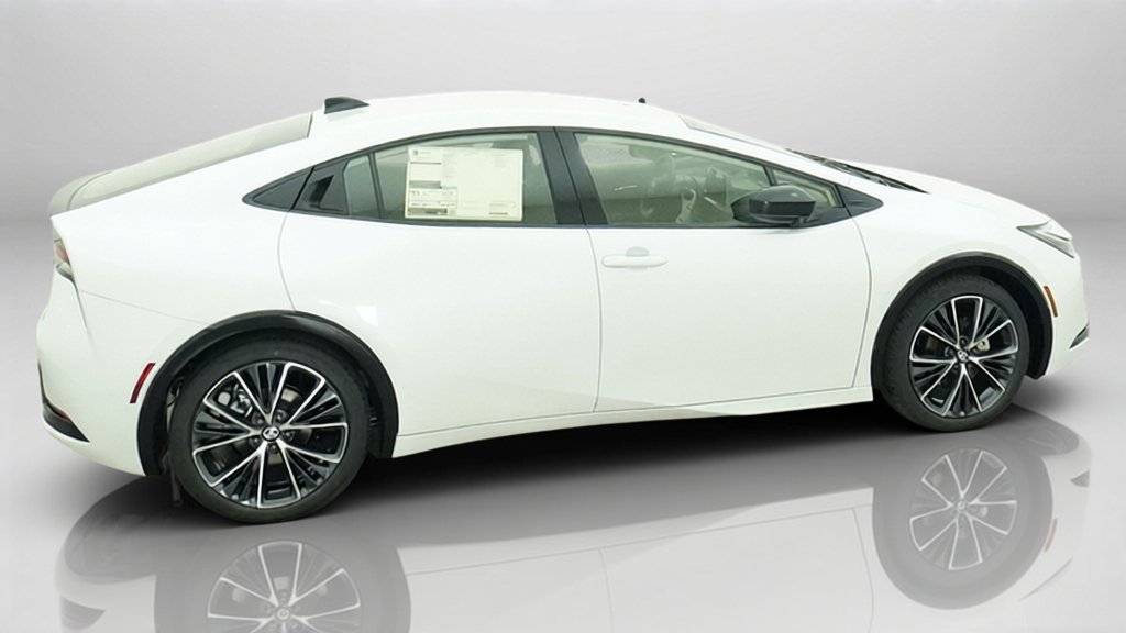 New 2027 Toyota Prius XLE FWD image 37