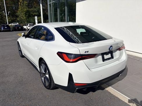 Used 2025 BMW i4 eDrive40 w/ Premium Package image 9