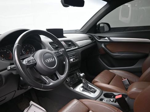 Used 2018 Audi Q3 2.0T Premium Plus w/ Premium Plus Package AWD/4WD image 21