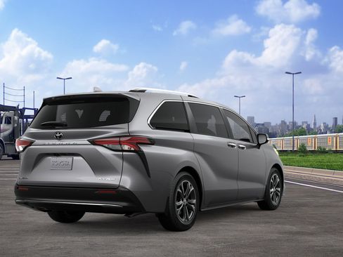 New 2026 Toyota Sienna Platinum image 9