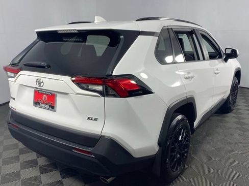 Used 2024 Toyota RAV4 XLE w/ Convenience Package FWD image 8