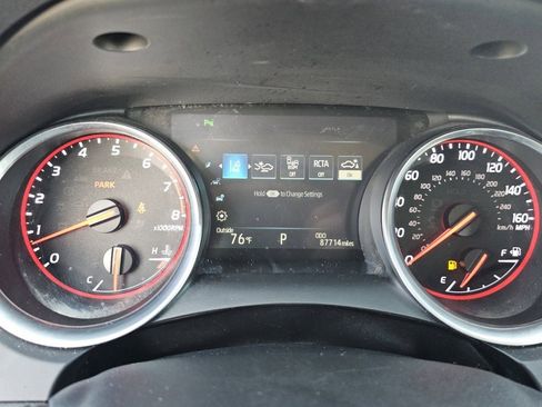 Used 2018 Toyota Camry XSE image 29