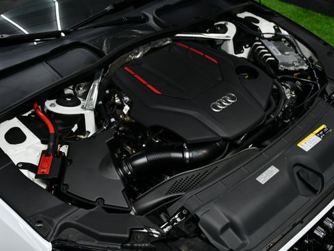 Used 2023 Audi S4 Prestige image 14