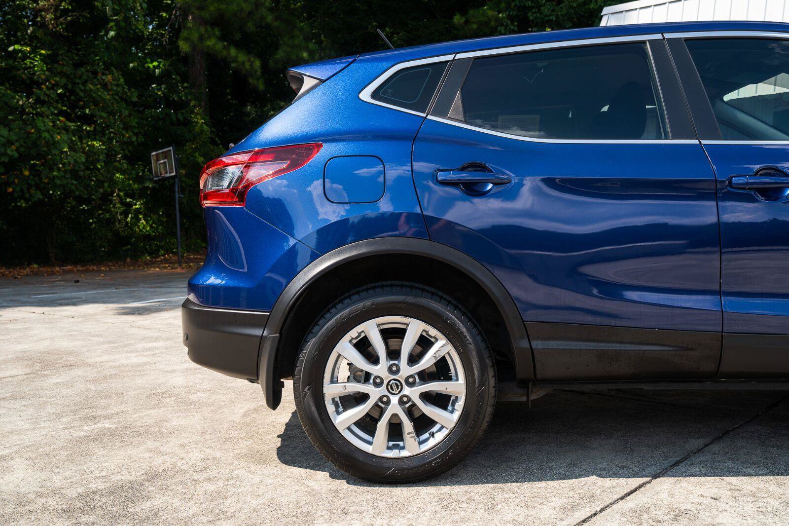 Used 2021 Nissan Rogue Sport S FWD image 10