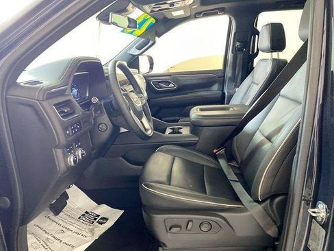 Used 2023 GMC Yukon SLT w/ SLT Premium Package AWD/4WD image 28