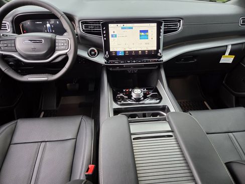 New 2026 Jeep Grand Wagoneer 4WD image 5