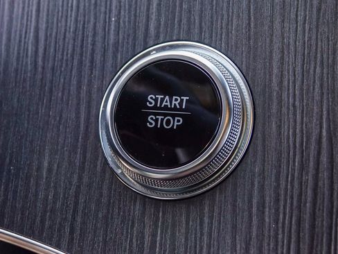 Used 2023 Mercedes-Benz EQE 500 4MATIC SUV image 23