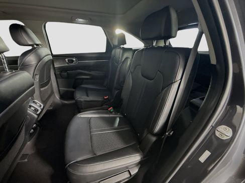Used 2022 Kia Sorento SX w/ Panoramic Sunroof Package AWD/4WD image 25