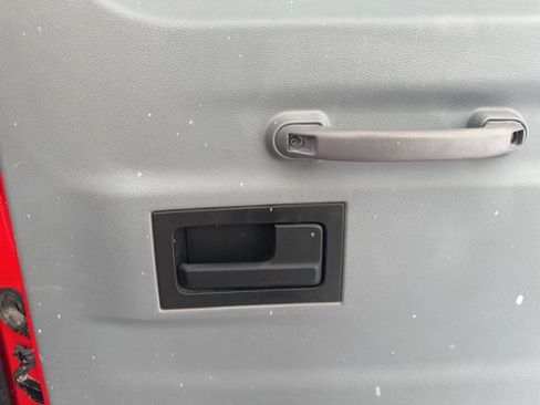 Used 2018 Ford Transit 150 XL image 21