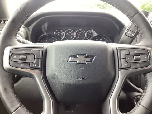 Used 2022 Chevrolet Silverado 1500 RST w/ Z71 Off-Road Package AWD/4WD image 10