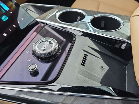 New 2025 Cadillac Escalade IQ Sport 2 AWD/4WD image 16