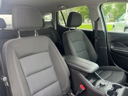 Used 2024 GMC Terrain SLE w/ Driver Convenience Package AWD/4WD image 11