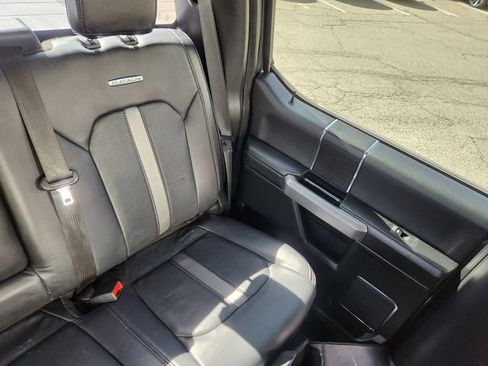 Certified 2019 Ford F350 Platinum w/ Platinum Ultimate Package AWD/4WD image 18